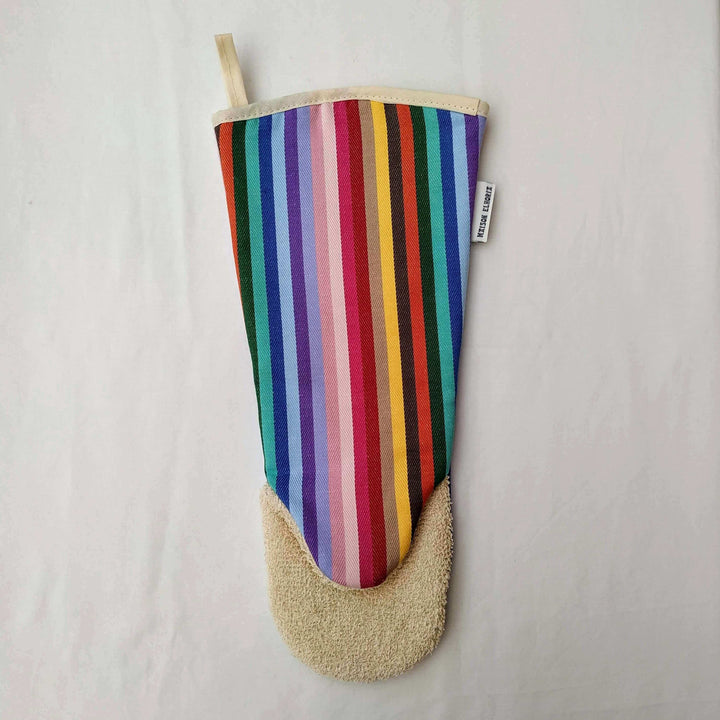 Rainbow snapper gauntlet long oven mitt on white background 